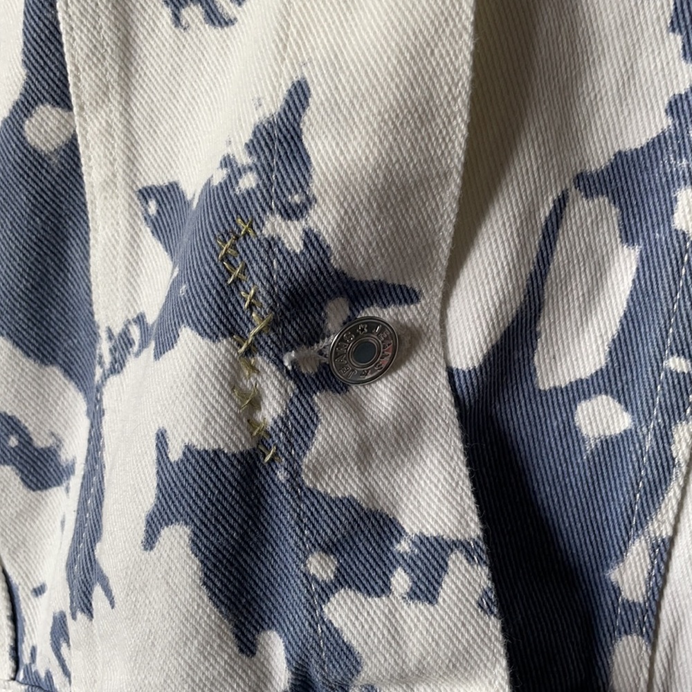 Hand Painted Denim Jacket - Picture 5 of 5